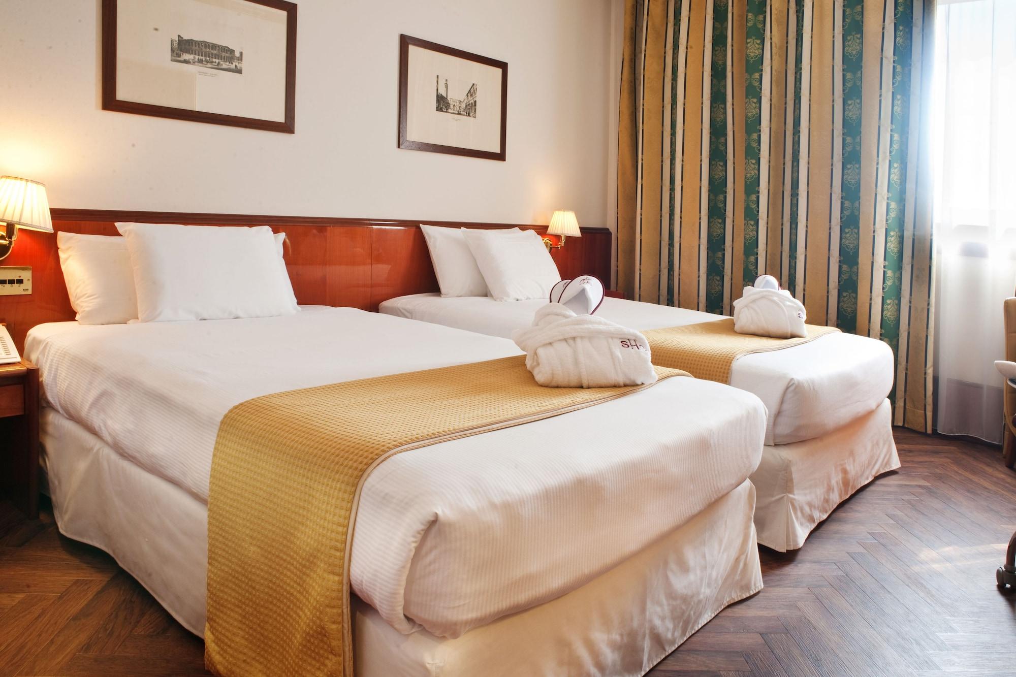 SHG Hotel Catullo Verona Est San Martino Buon Albergo Exterior foto